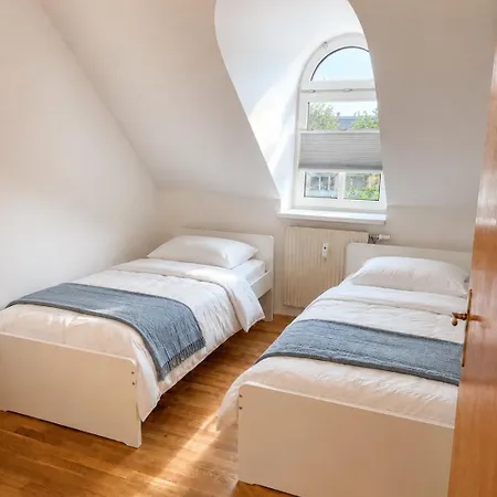 Loft With Balcony In Appartement